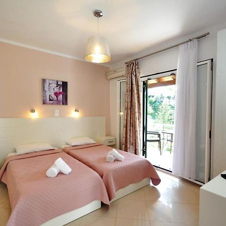 Dolphin Apartments باليوكاستريتسا المظهر الخارجي الصورة