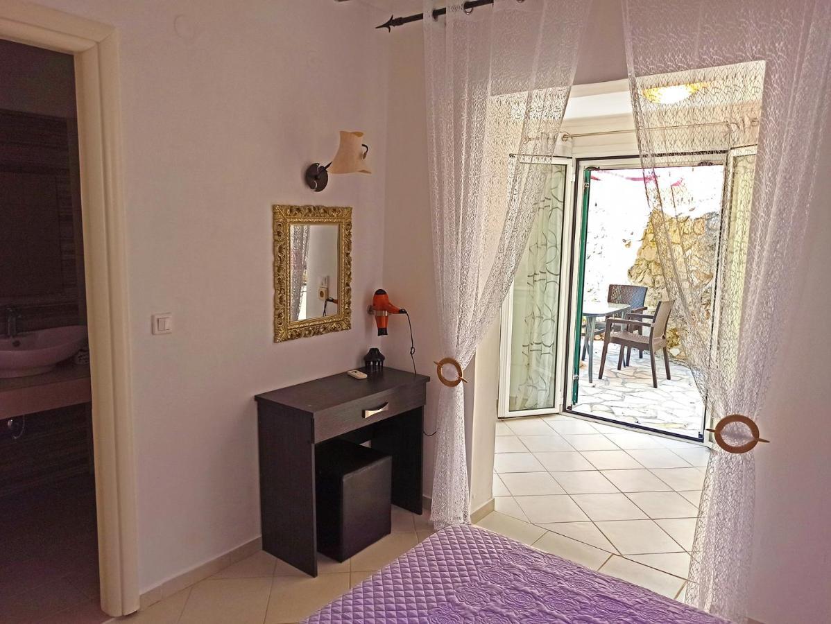 Dolphin Apartments باليوكاستريتسا المظهر الخارجي الصورة