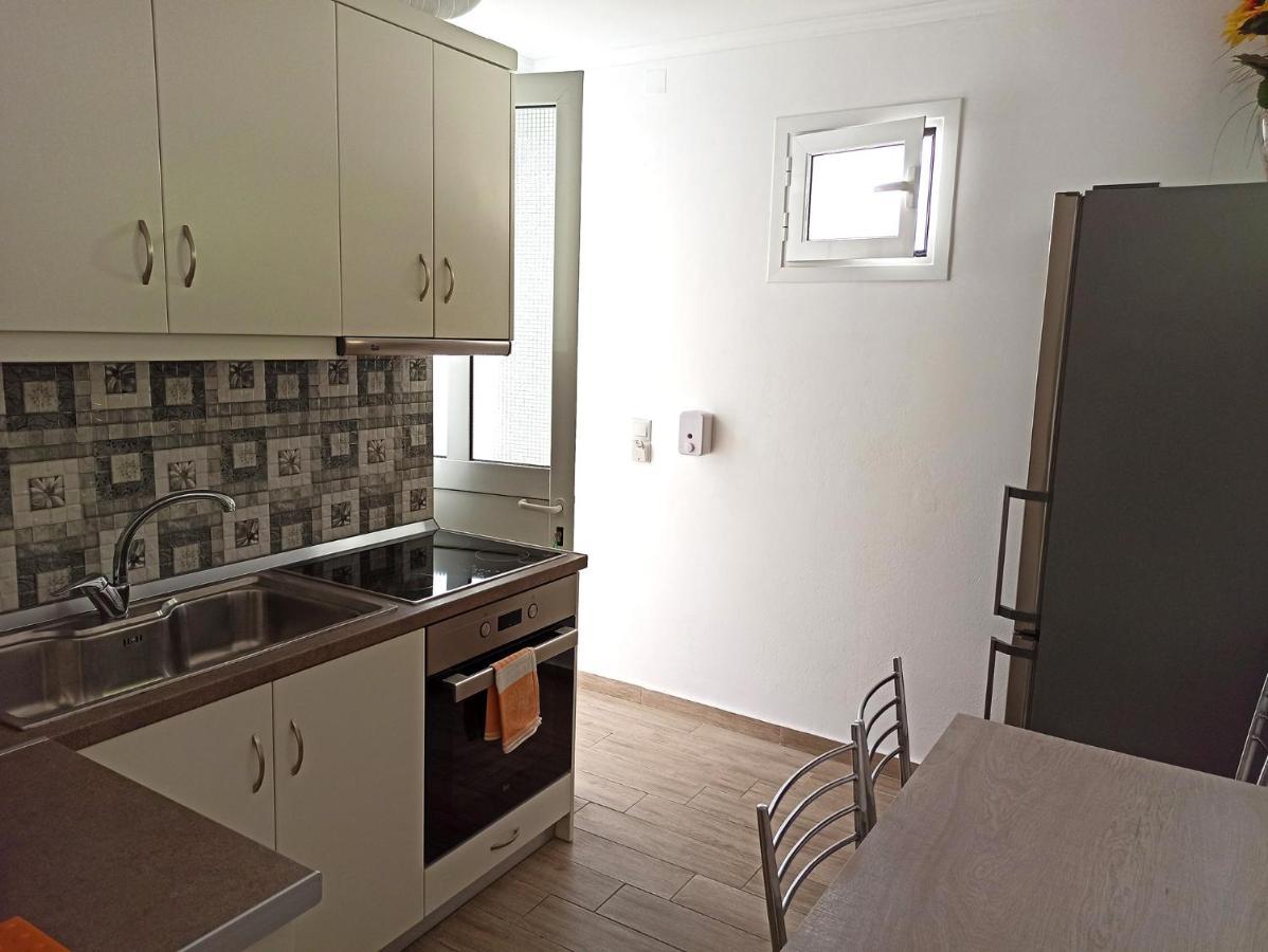 Dolphin Apartments باليوكاستريتسا المظهر الخارجي الصورة