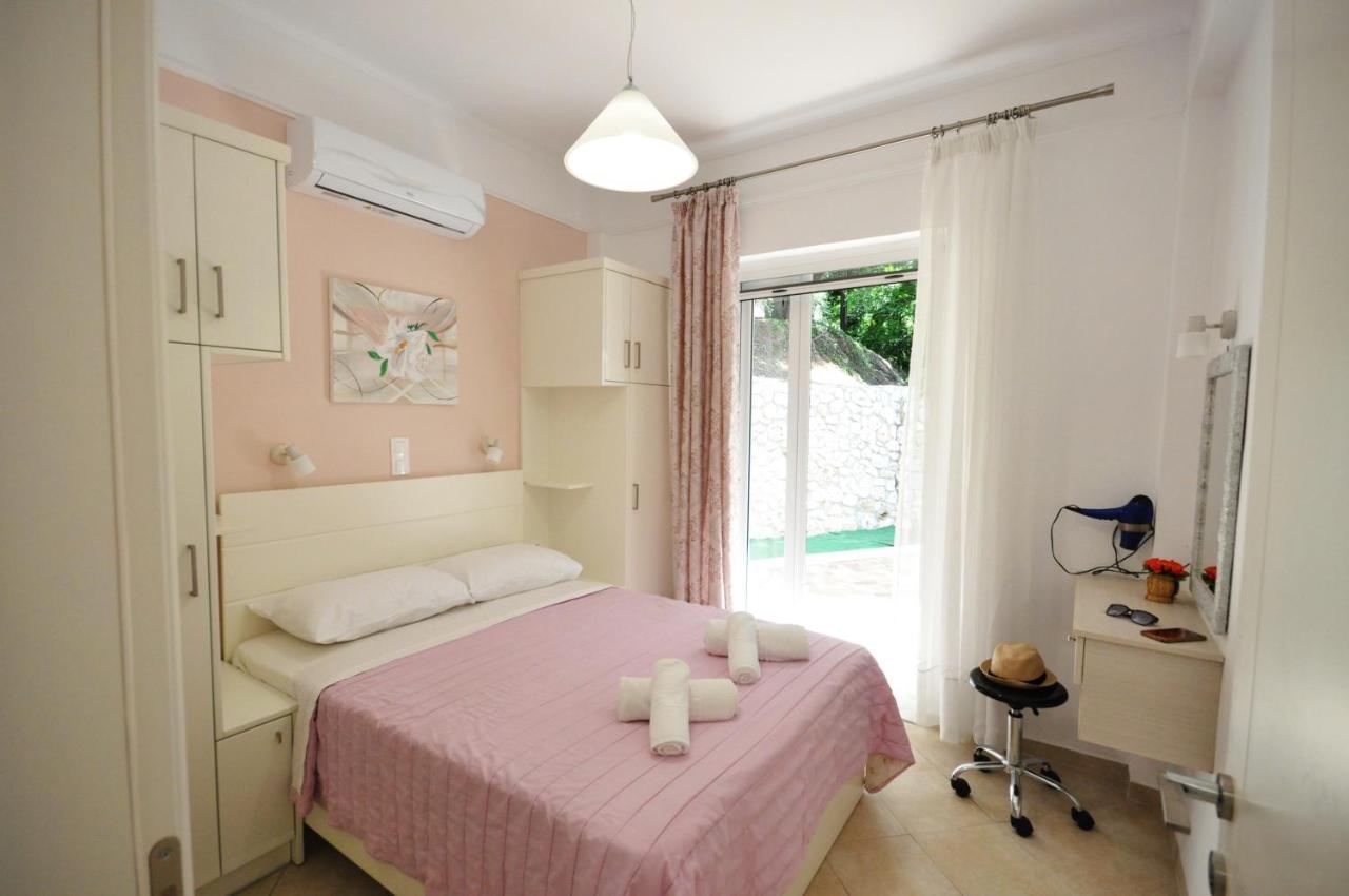 Dolphin Apartments باليوكاستريتسا المظهر الخارجي الصورة